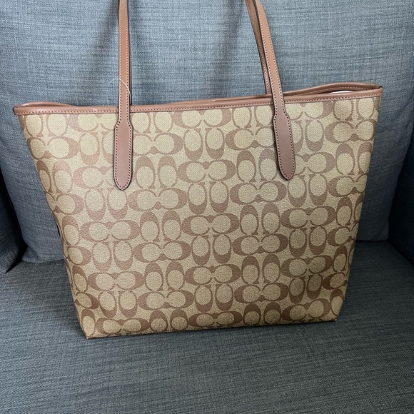 NWT COACH SIGNATURE CITY TOTE HANDBAG SHOULDER BAG - Picture 6 of 9
